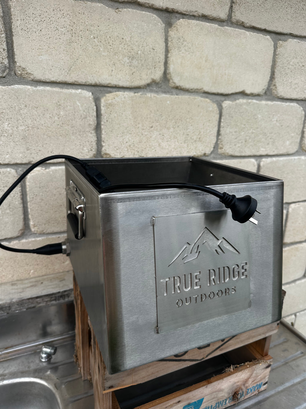 True Ridge Heavy Duty Euro Mount E-Boiler